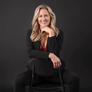 Meet your Posher, Danielle